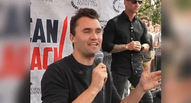 Imagem ilustrativa da notícia: Quem era Charlie Kirk, influenciador pró-Trump morto nos EUA
