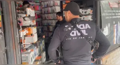 Imagem ilustrativa da notícia: Ação em 11 estados mira 'curso de desbloqueio' de celulares roubados