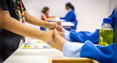 Imagem ilustrativa da notícia: Ciência e estratégias para garantir direitos dos autistas na primeira infância