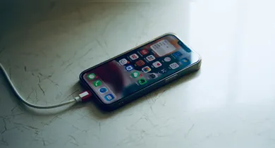 Imagem ilustrativa da notícia: Sabe aquele cabo de celular baratinho? Não compre!