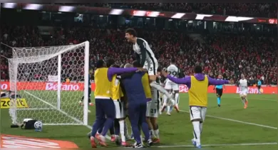 Imagem ilustrativa da notícia: Corinthians vence Athletico-PR e se aproxima das semi da Copa do Brasil