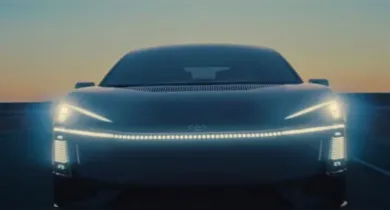 Imagem ilustrativa da notícia: Toyota Corolla vai mudar radicalmente; veja primeiras imagens