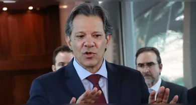 Imagem ilustrativa da notícia: Haddad critica tarifas dos EUA e postura de Trump