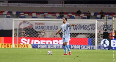 Imagem ilustrativa da notícia: Maurício Antônio, do Paysandu, desabafa: "Honrar essa camisa até o final”
