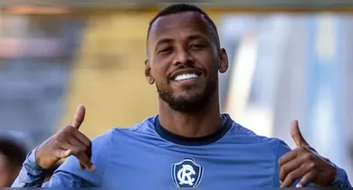 Imagem ilustrativa da notícia: Lateral Pedro Costa se emociona com relato de superação no Remo
