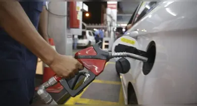 Imagem ilustrativa da notícia: Gasolina tem novo corte de preço e acumula queda de 10,3%