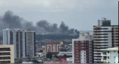 Imagem ilustrativa da notícia: Incêndio atinge área próxima à pista do aeroporto de Belém