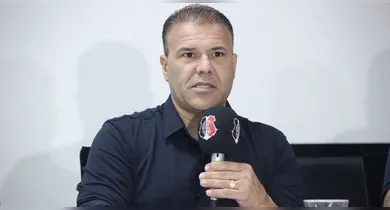 Imagem ilustrativa da notícia: Paysandu sonda Harlei Menezes para substituir Carlos Frontini