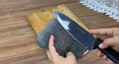 Imagem ilustrativa da notícia: Truque rápido: afie facas cegas em 1 minuto usando Bombril