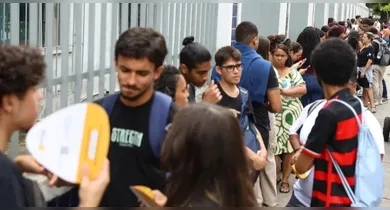 Imagem ilustrativa da notícia: Enem 2025: 2º dia de provas mobiliza 3,5 milhões de candidatos