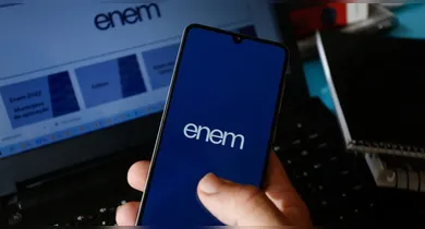 Imagem ilustrativa da notícia: MEC aciona PF e anula três questões do Enem 2025