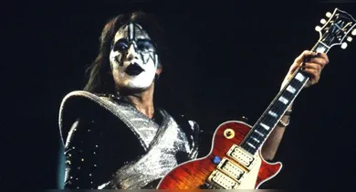 Imagem ilustrativa da notícia: Morre Ace Frehley, guitarrista e fundador do Kiss, aos 74 anos