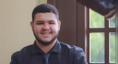 Imagem ilustrativa da notícia: Pianista Gustavo Lopes apresenta recital neste sábado (6)