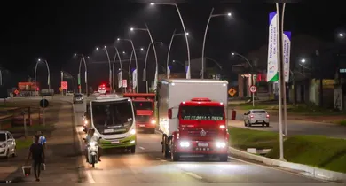 Imagem ilustrativa da notícia: Decreto altera horários para tráfego de caminhões na BR-316