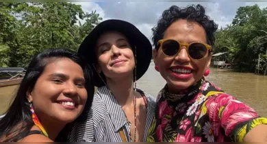 Imagem ilustrativa da notícia: Débora Falabella visita a Ilha do Combu e se encanta; veja 