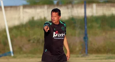 Imagem ilustrativa da notícia: Com a volta de Vilela, Claudinei define Paysandu contra o CRB