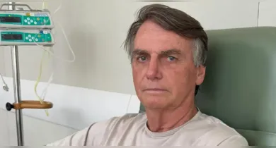 Imagem ilustrativa da notícia: Bolsonaro deixa a prisão domiciliar para ir ao hospital