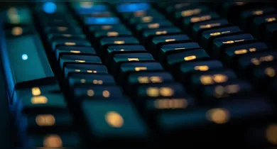 Imagem ilustrativa da notícia: Descubra o segredo escondido nas teclas F e J do seu teclado