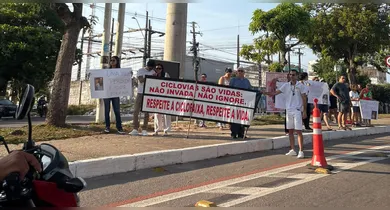 Imagem ilustrativa da notícia: Protesto interdita avenida João Paulo II após morte de ciclista