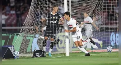 Imagem ilustrativa da notícia: Dinenno quebra jejum e São Paulo vence Botafogo no Morumbis