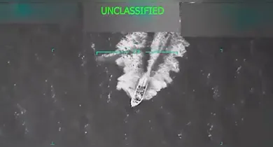 Imagem ilustrativa da notícia: VÍDEO: EUA abatem embarcação venezuelana e matam 11 no Caribe
