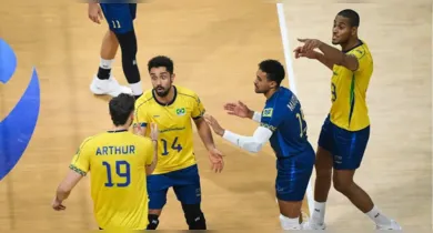 Imagem ilustrativa da notícia: Brasil vence China de virada na estreia do Mundial