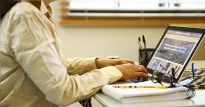 O essencial é manter o foco na motivação inicial e lembrar que esse processo pode aproximá-lo de seus objetivos, aumentando satisfação e realização profissional.