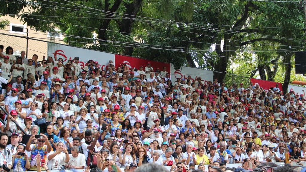 Imagem ilustrativa da notícia Círio 2025: venda de ingressos para arquibancadas inicia nesta terça