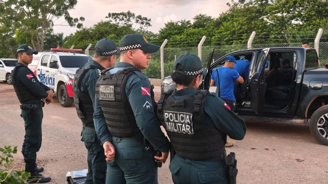 Imagem ilustrativa da notícia: Homem é morto a tiros após mostrar casa para possíveis inquilinos