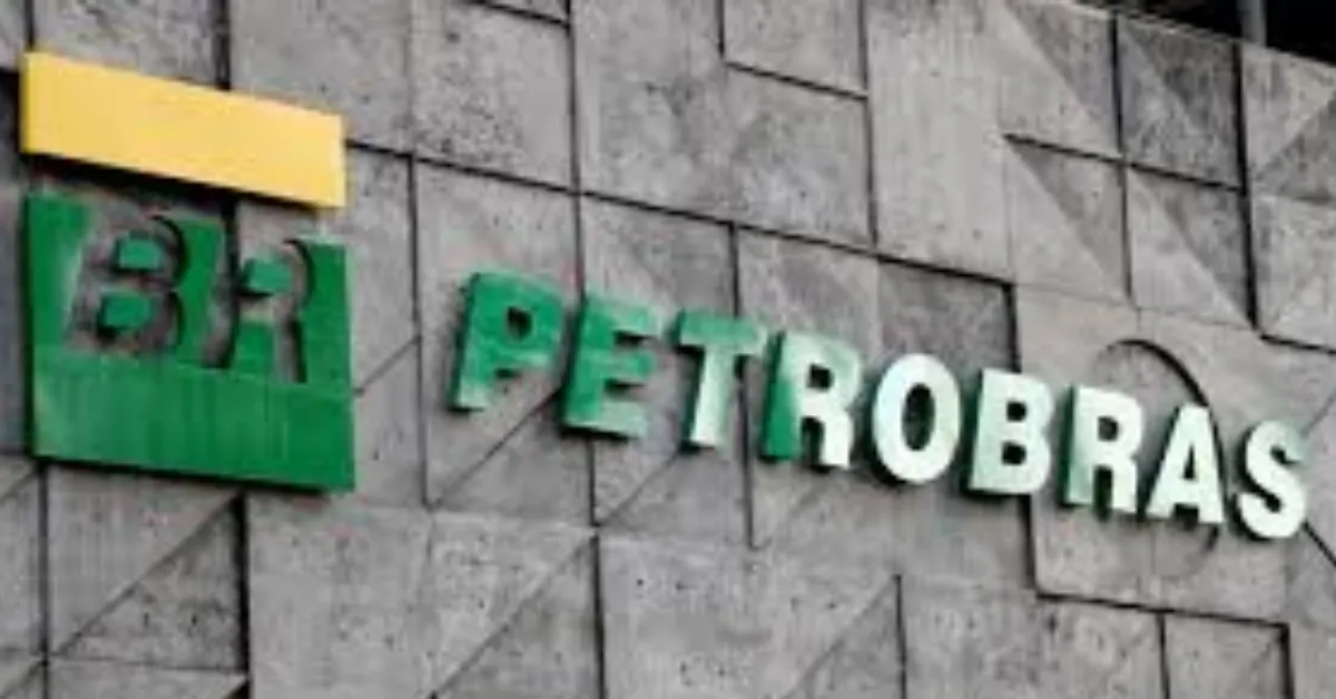 Imagem ilustrativa da notícia: Concurso Petrobras: salários de até R$ 11 mil; novo PDV e contrato com banca. Confira!