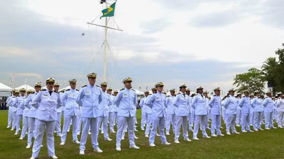 Imagem ilustrativa da notícia: Marinha: inscrições terminam nesta quinta (08) com salários de 9 mil
