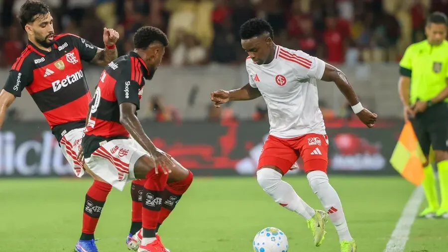 Imagem ilustrativa da notícia: Flamengo e Inter ficam no 1x1 no Maracanã pelo Brasileirão