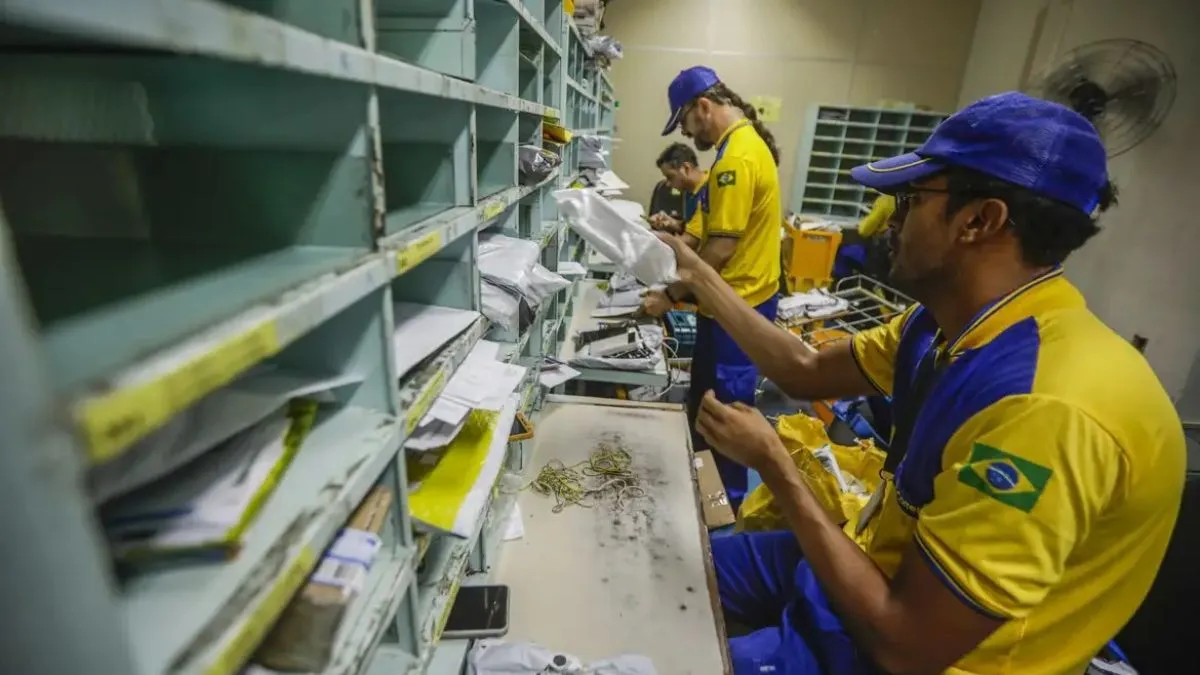 Imagem ilustrativa da notícia: TST determina manutenção de 80% do efetivo durante greve dos Correios
