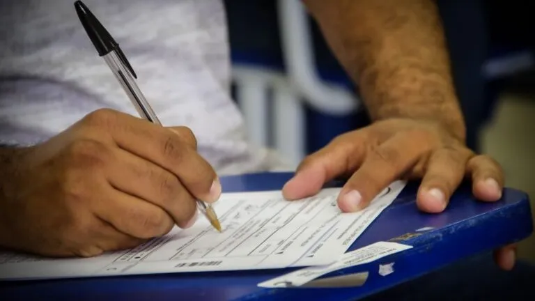 Imagem ilustrativa da notícia: Concursos abertos no Pará: inscrições em março e salários de R$ 13 mil