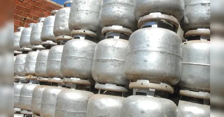 Imagem ilustrativa da notícia: Gás de cozinha sofre reajuste no Pará e preço ultrapassa R$ 130