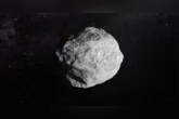 Ilustração artística mostra como seria um asteroide típico que circula pelo Sistema Solar