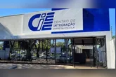 As bolsas-auxílio variam conforme a carga horária e a empresa contratante, e todas incluem auxílio-transporte.