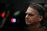 Bolsonaro segue internado na UTI.
