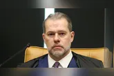 Ministro Dias Toffoli pede para deixar relatoria do inquérito sobre fraudes do Banco Master após menções em mensagens do banqueiro Daniel Vorcaro.