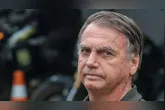 Na última quinta-feira (25), Jair Bolsonaro já havia realizado uma herniorrafia inguinal bilateral.