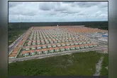 O empreendimento deve beneficiar cerca de 3,2 mil pessoas, garantindo acesso à casa própria.