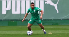 Vitor Roque volta a ter nome forte no mercado