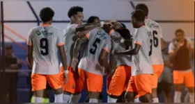 Jogadores do time carioca comemoram a classificação