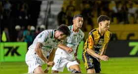 O atacante Robson foi o nome do jogo com três gols. Hélio Borges completou a goleada para o Novorizontino.