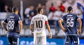 Neymar participou dos dois gols que deram a vitória para o Santos sobre o Remo pelo Brasileirão
