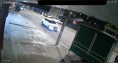 Imagem ilustrativa da notícia: Carro destrói food truck na Marambaia e deixa prejuízo