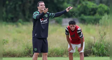 Imagem ilustrativa da notícia: Júnior Rocha intensifica preparação do Paysandu para o Parazão