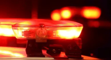 Imagem ilustrativa da notícia: Motociclista morre após colisão contra poste em Belém