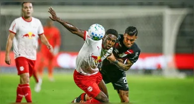 Imagem ilustrativa da notícia: Bragantino e Athletico empatam em jogo com dilúvio e expulsões