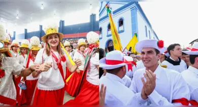 Imagem ilustrativa da notícia: Helder e Hana acompanham encerramento da Marujada em Bragança